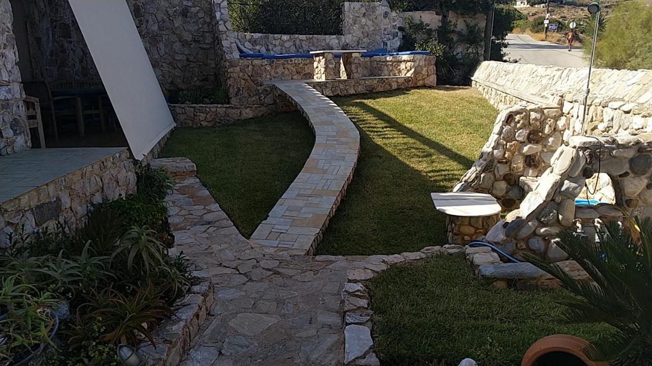 Το Πετρινο Villa Agia Marina Mikrolimanou Eksteriør bilde