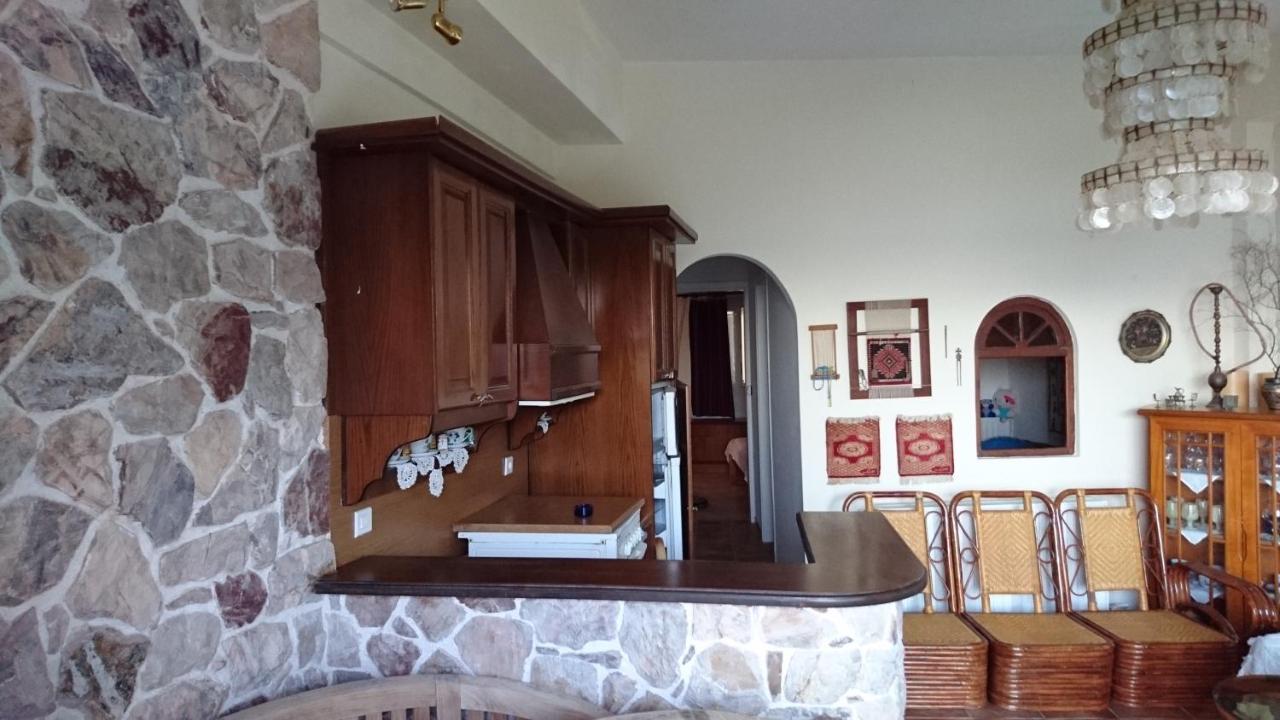 Το Πετρινο Villa Agia Marina Mikrolimanou Eksteriør bilde
